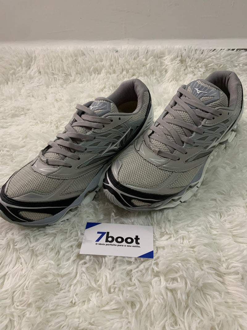 Mizuno Wave Prophecy LS Gray