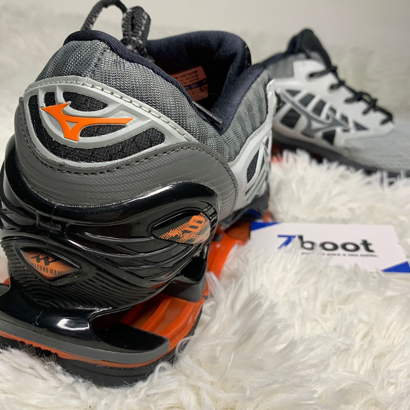 Mizuno Wave Prophecy 9 Gray Orange